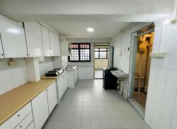 Blk 12 Holland Vista (Queenstown), HDB 3 Rooms #565643951